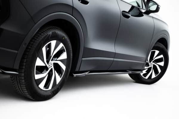 MAXTON DESIGN - Lišty pod bočné prahy, Volkswagen Tiguan Mk3, Čierny lesk – Obrázok 5