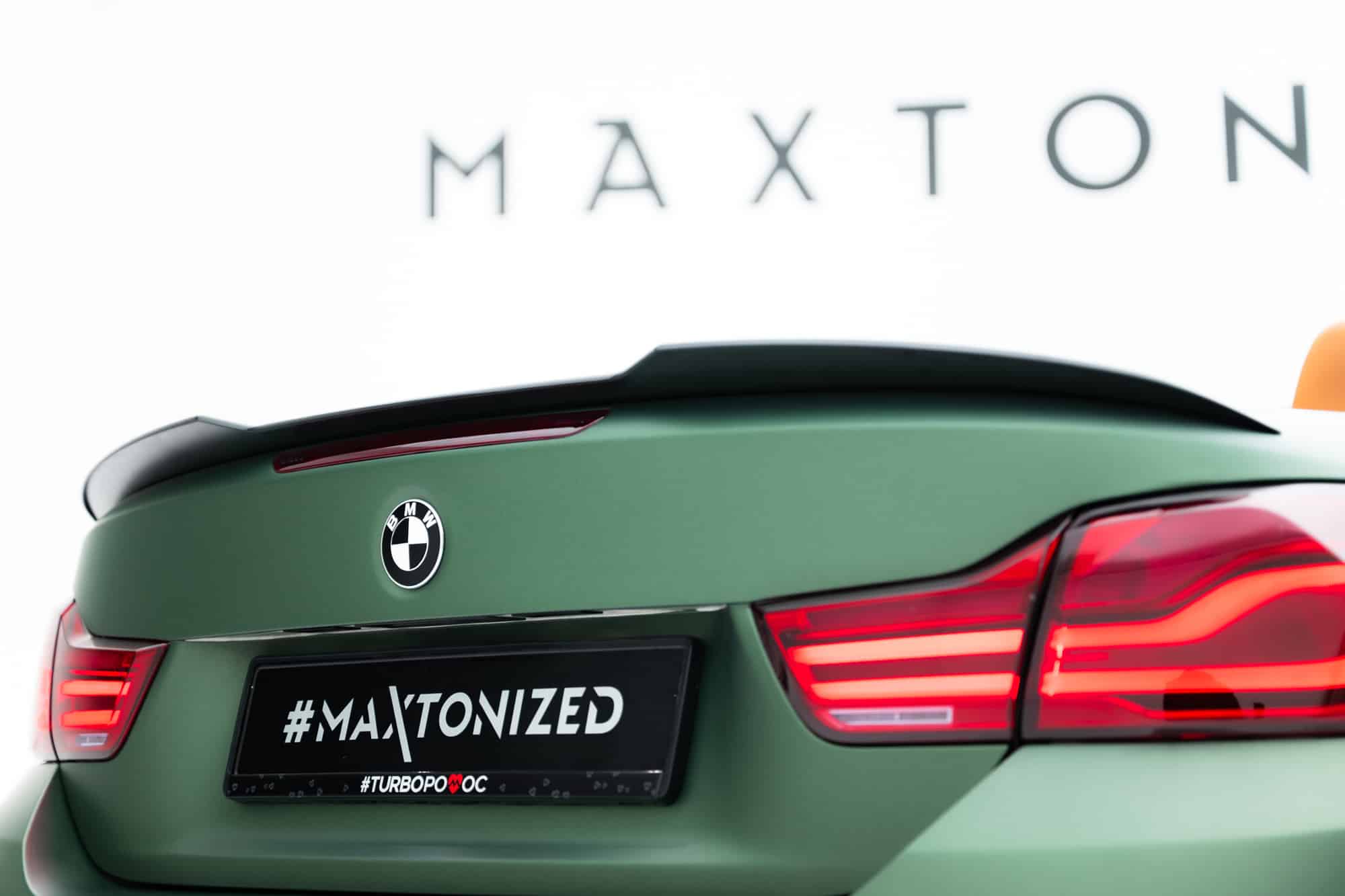 MAXTON DESIGN - Spoiler kufra, vhodné pre BMW 4 Cabrio F33, Čierny lesk