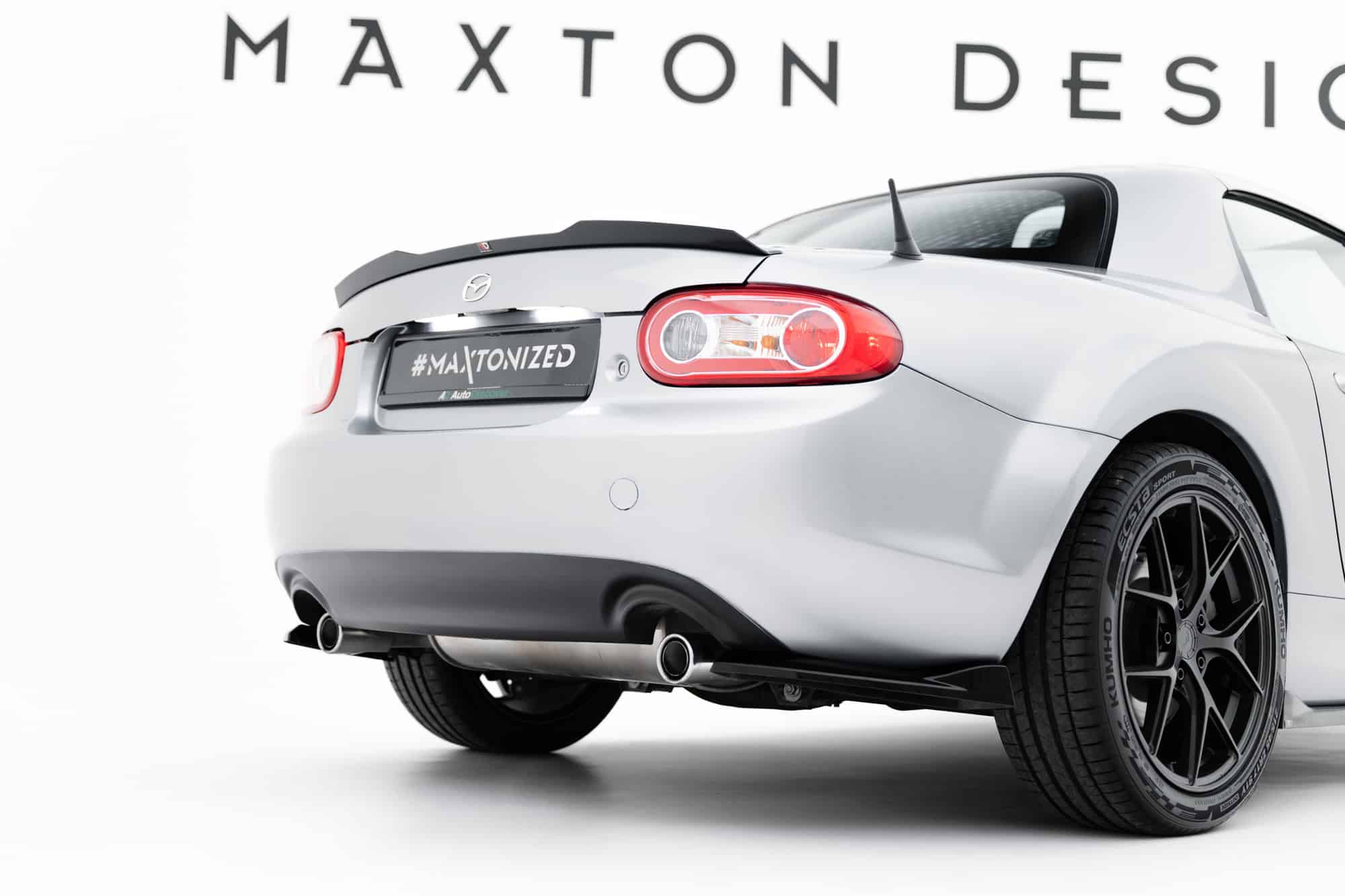 MAXTON DESIGN - Spoiler kufra, Mazda MX-5 Mk3 (NC) Facelift, Čierny lesk