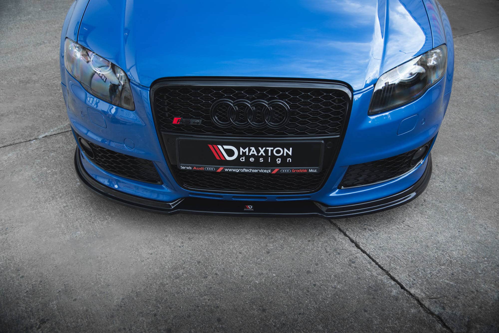 MAXTON DESIGN – Spoiler pod Predný náraznik V.1 Audi RS4 B7 ,Čierny lesk – Obrázok 3