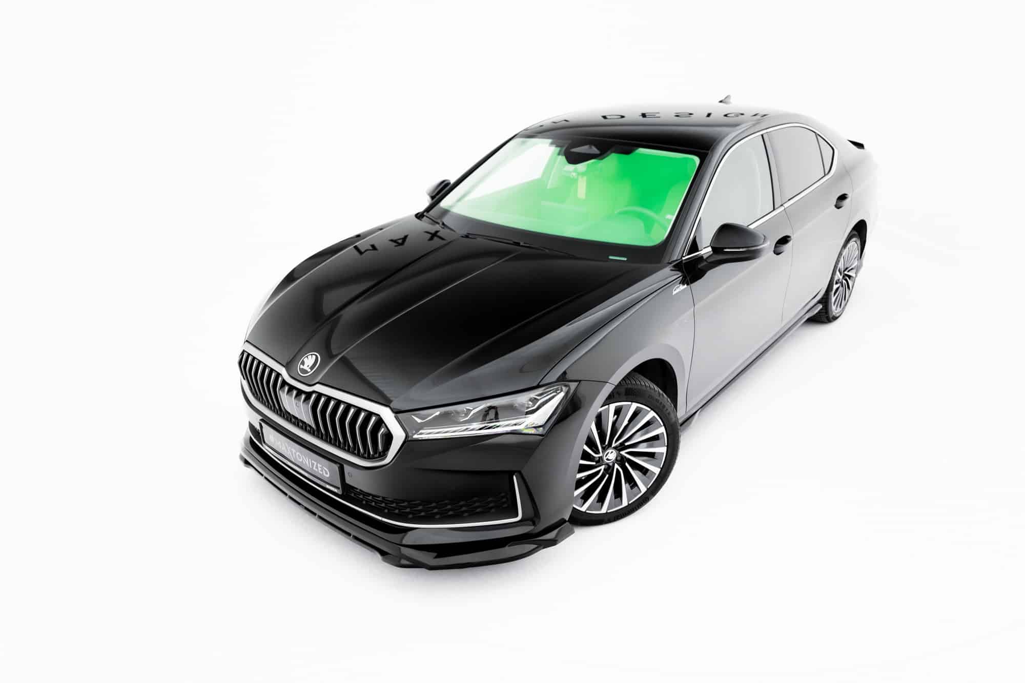 MAXTON DESIGN - Spoiler pod predný nárazník V.1, Skoda Superb Mk4, Čierny lesk