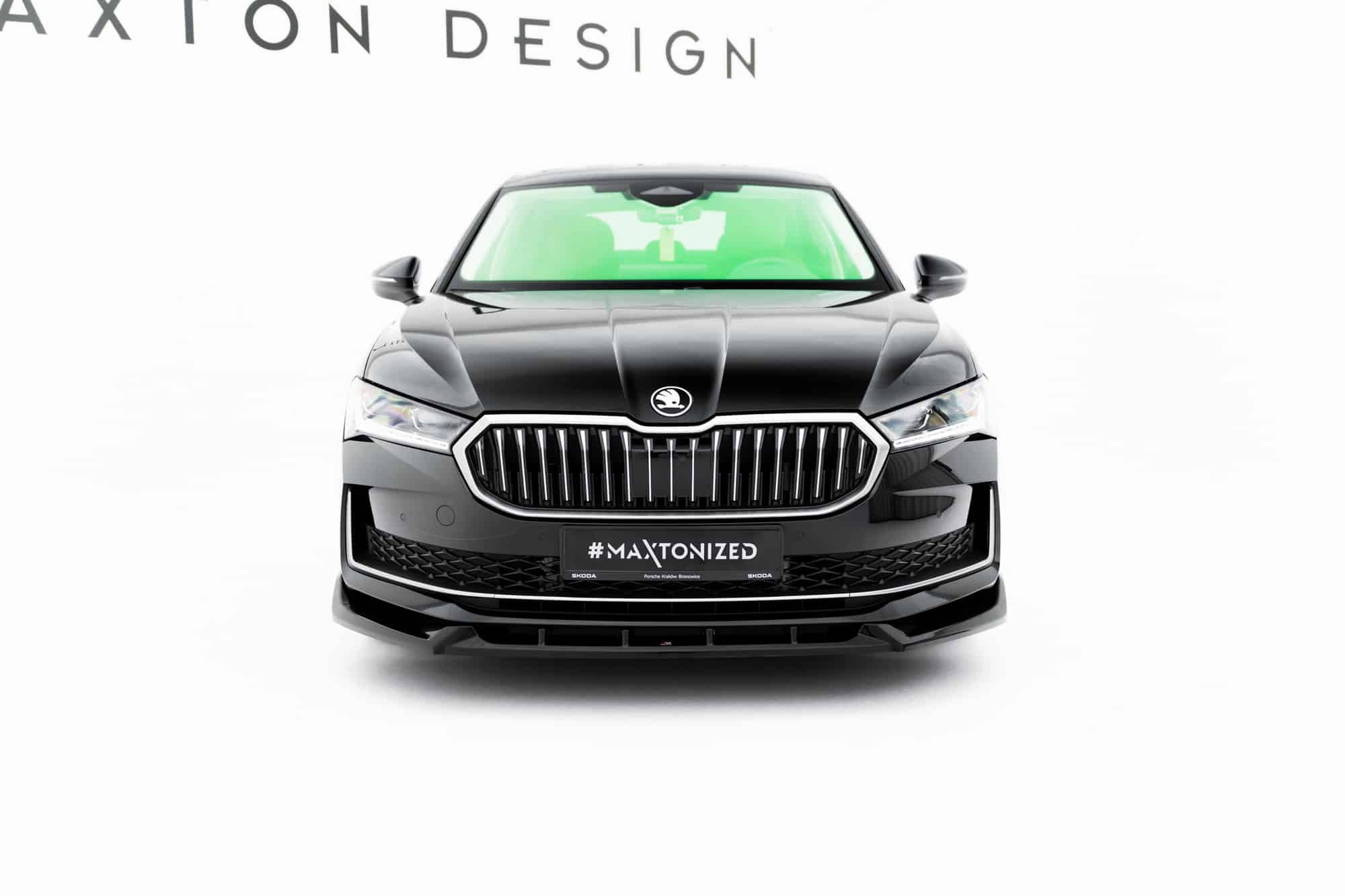 MAXTON DESIGN - Spoiler pod predný nárazník V.2, Skoda Superb Mk4, Čierny lesk – Obrázok 2