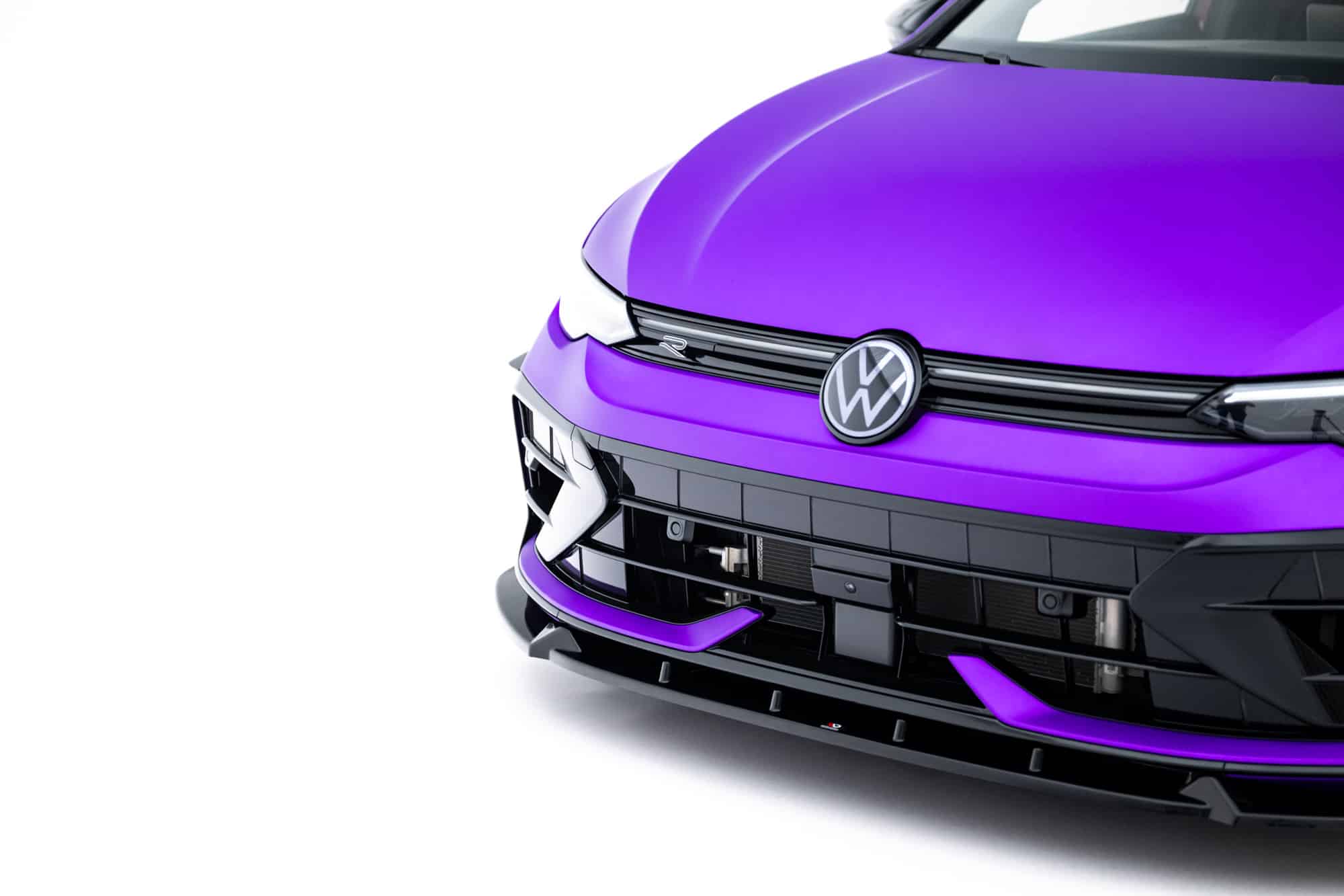 MAXTON DESIGN - Spoiler pod predný nárazník V.3 + Splitre, Volkswagen Golf R Mk8 Facelift, Čierny lesk – Obrázok 5