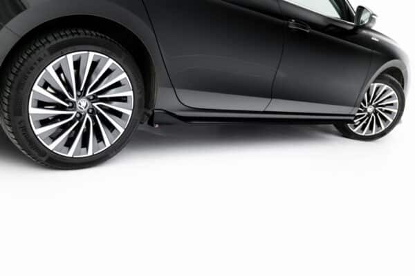 MAXTON DESIGN - Lišty pod bočné prahy V.2, Skoda Superb Mk4, Čierny lesk – Obrázok 5