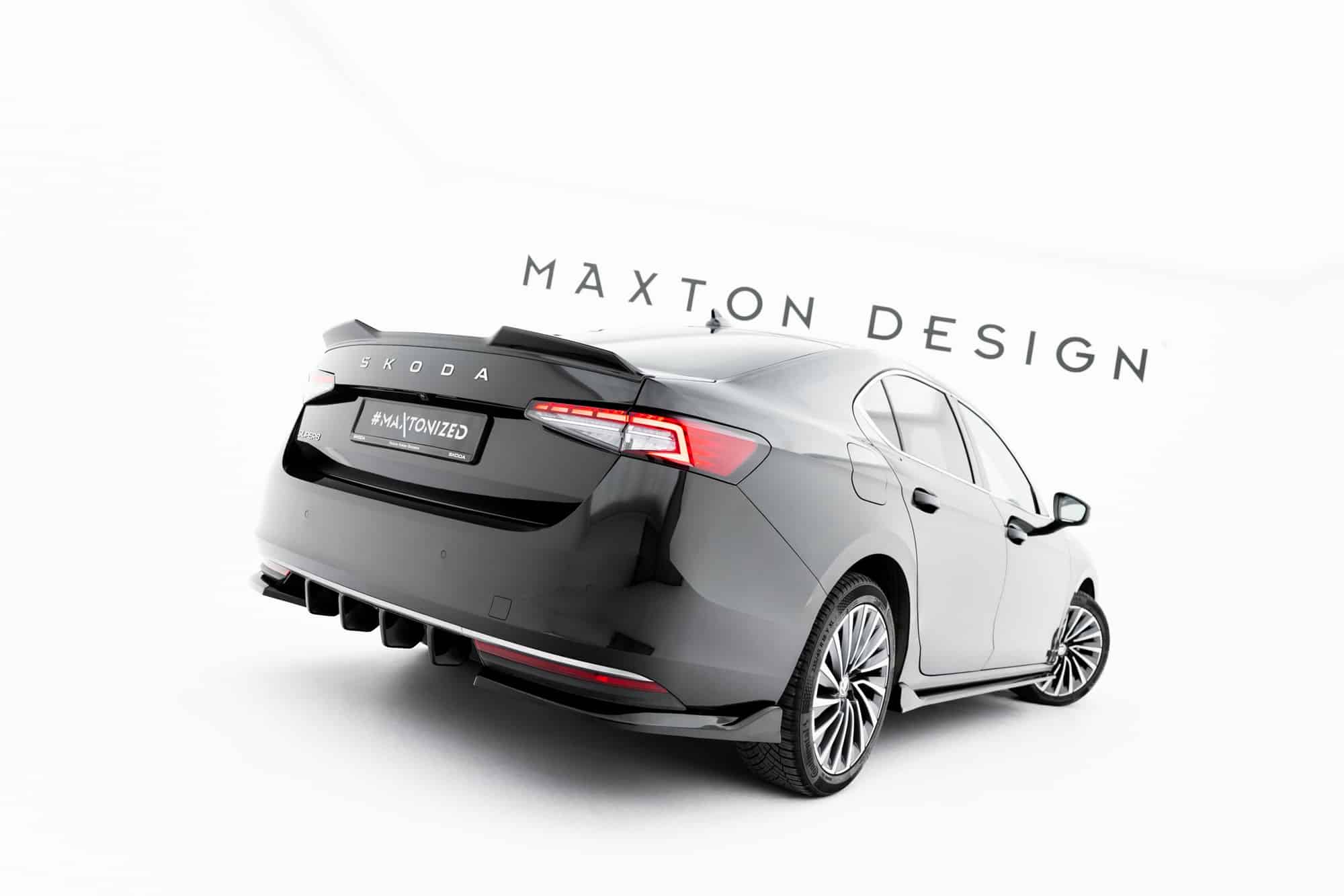 MAXTON DESIGN - Spoiler kufra 3D, Skoda Superb Sedan Mk4, Čierny lesk – Obrázok 2