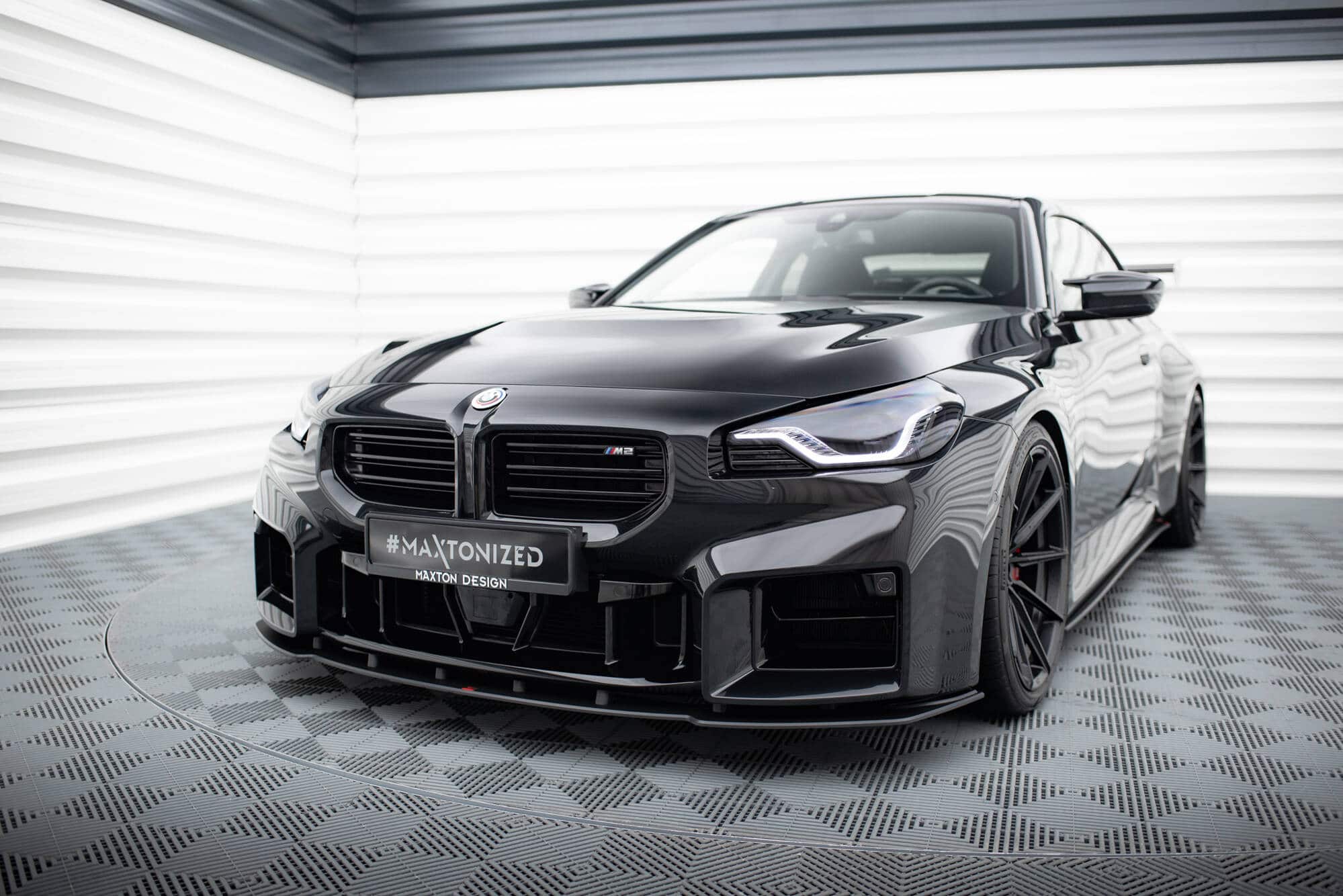 MAXTON DESIGN - Street Pro spoiler pod predný nárazník V.1, vhodné pre BMW M2 G87, Čierna Matná