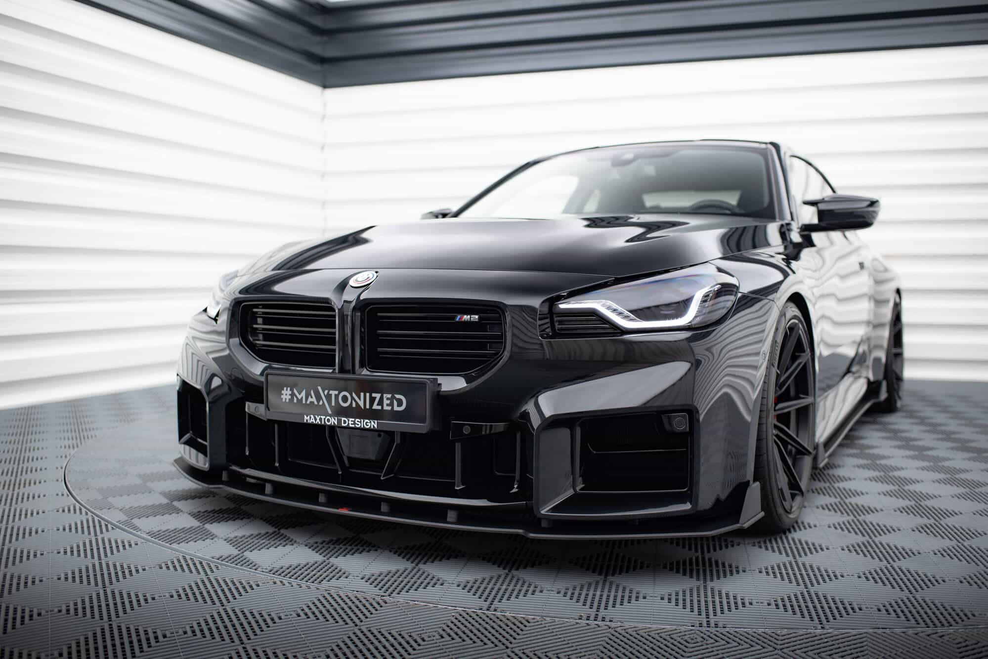 MAXTON DESIGN - Street Pro spoiler pod predný nárazník V.2, vhodné pre BMW M2 G87, Čierna Matná