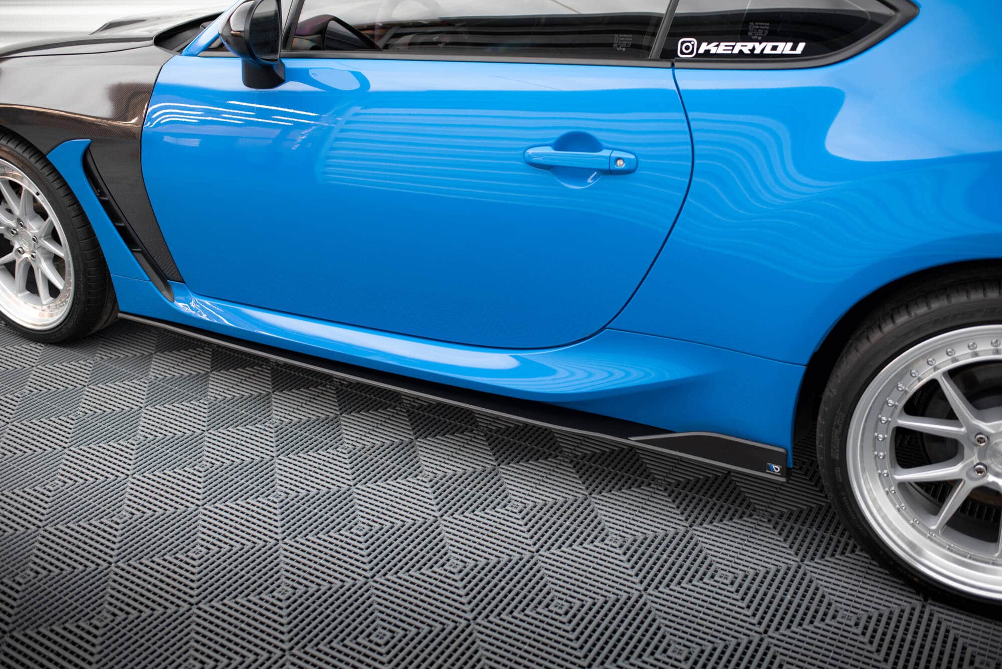 MAXTON DESIGN - Street Spoiler Lišty pod bočné prahy V.2, Toyota GR86 Mk1, Čierna Matná – Obrázok 2