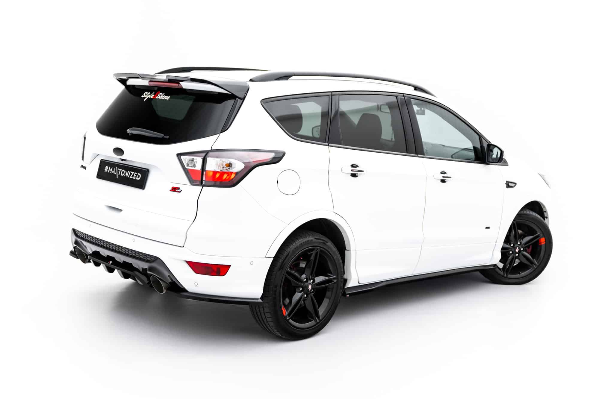 MAXTON DESIGN - Lišty pod bočné prahy, Ford Kuga ST-Line Mk2 Facelift, Čierny lesk – Obrázok 2