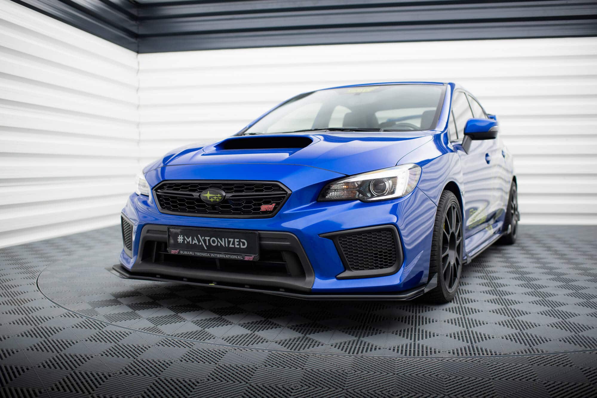 MAXTON DESIGN - Street Pro Spoiler pod predný nárazník + Splitre, Subaru WRX STI Mk1 Facelift, Čierna Matná