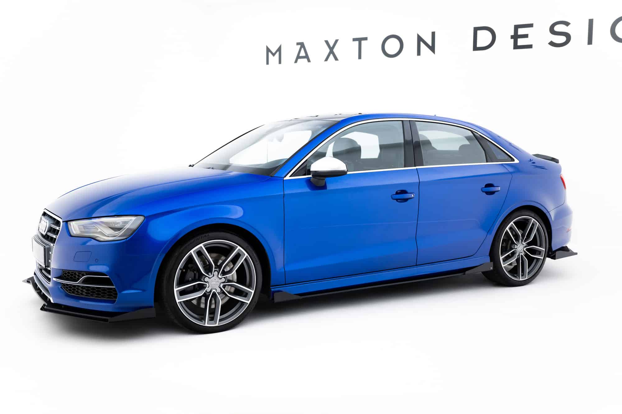 MAXTON DESIGN - Street Pro Lišty pod bočné prahy + Splitre, Audi S3 / A3 S-Line Sedan 8V, Čierna Matná – Obrázok 2