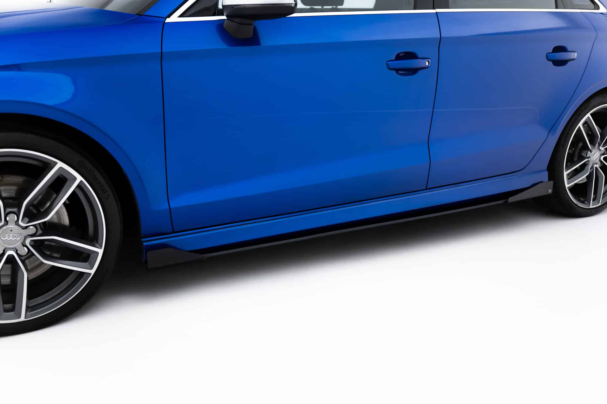 MAXTON DESIGN - Street Pro Lišty pod bočné prahy + Splitre, Audi S3 / A3 S-Line Sedan 8V, Čierna Matná