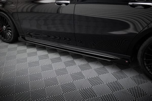 MAXTON DESIGN - Street Pro lišty pod bočné prahy + Splitre, Mercedes-AMG A35 W177 Facelift, Čierna Matná – Obrázok 2