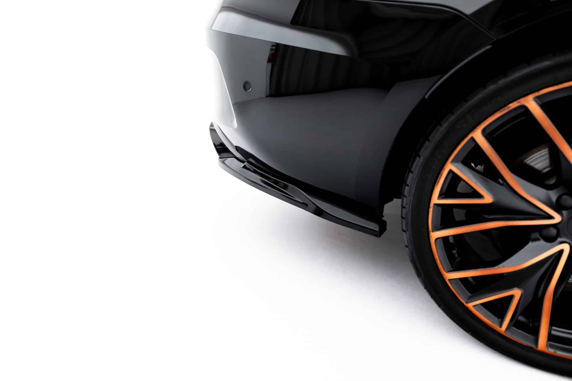 MAXTON DESIGN - Bočné spoilere pod zadný nárazník V.5, Cupra Leon ST Mk1 Facelift, čierny lesk – Obrázok 2