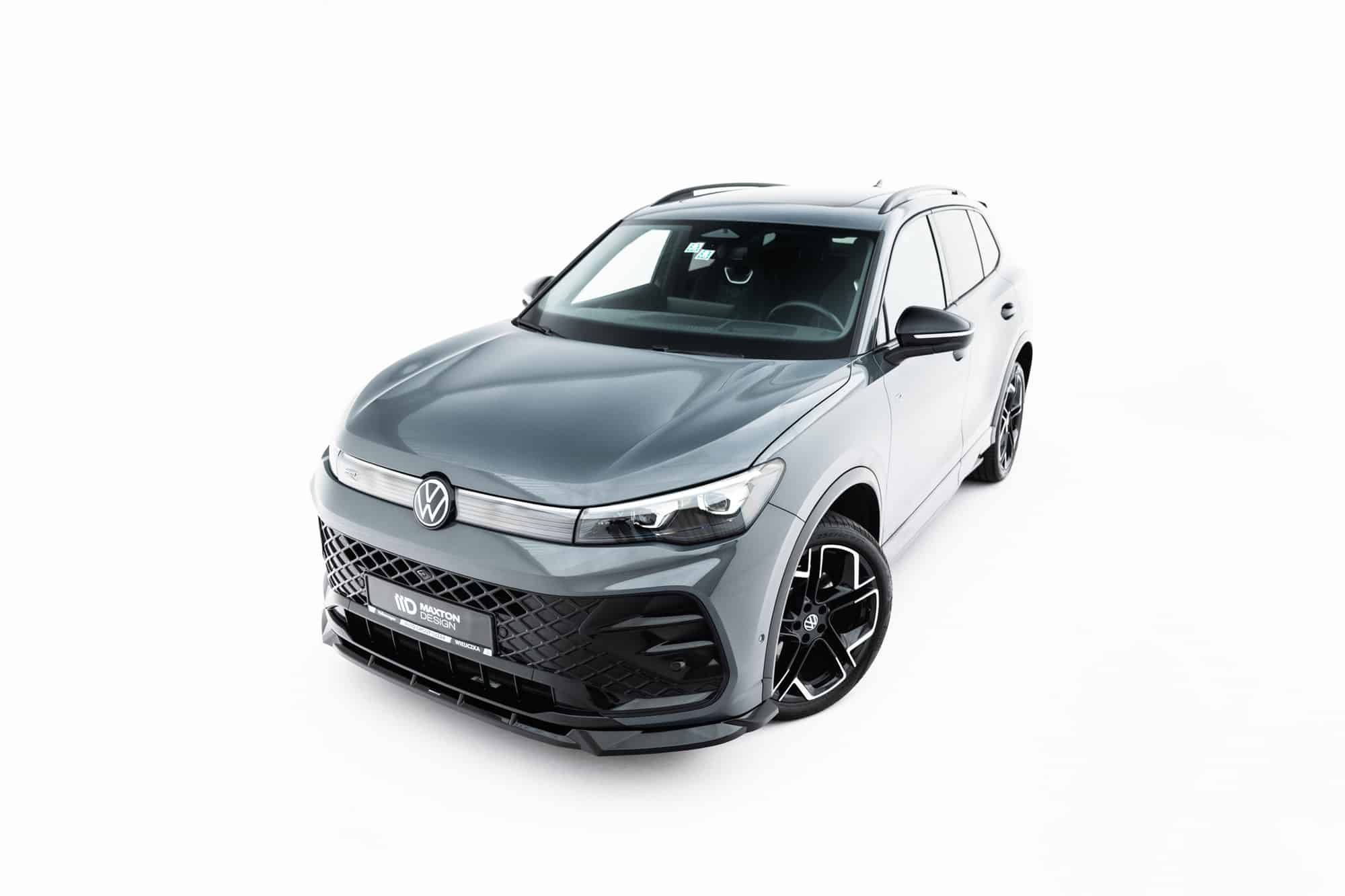 MAXTON DESIGN - Spoiler pod predný nárazník V.1, Volkswagen Tiguan R-Line Mk3, Čierny lesk