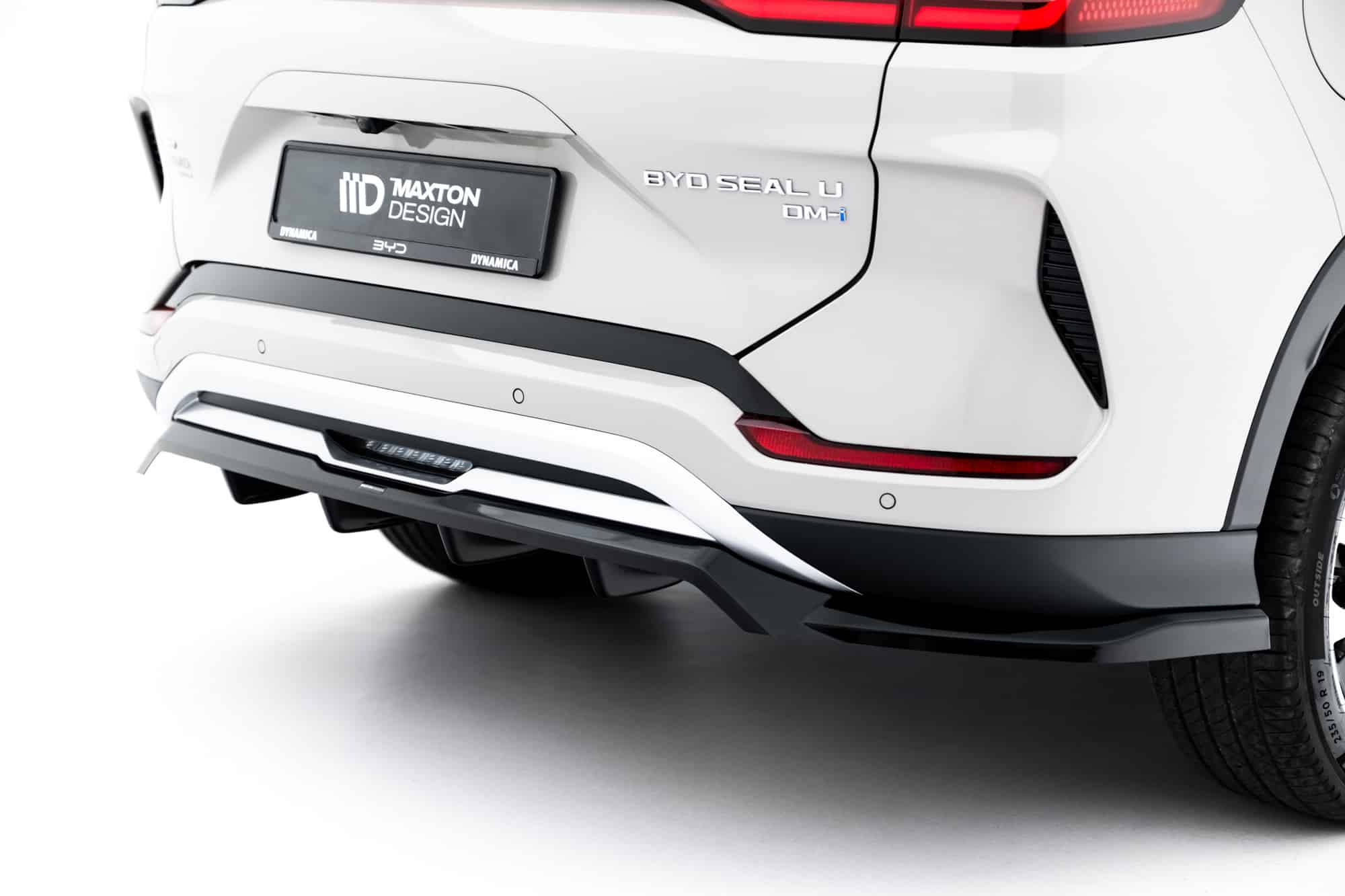 MAXTON DESIGN - Spoiler pod zadný nárazník V.1, BYD Seal U Mk1, Čierny lesk – Obrázok 3