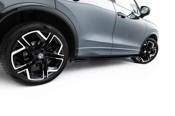 MAXTON DESIGN - Lišty pod bočné prahy, Volkswagen Tiguan R-Line Mk3, Čierny lesk – Obrázok 3