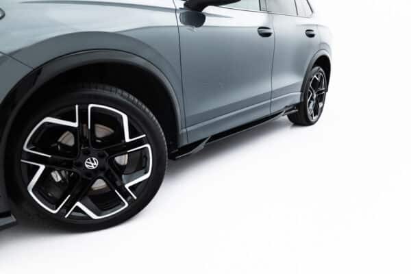 MAXTON DESIGN - Lišty pod bočné prahy, Volkswagen Tiguan R-Line Mk3, Čierny lesk – Obrázok 7