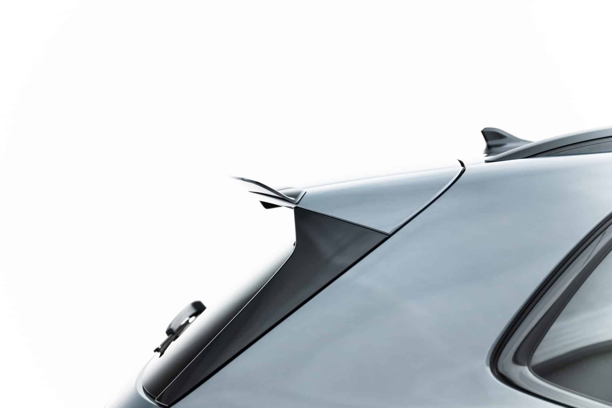 MAXTON DESIGN - Spoiler kufra, Volkswagen Tiguan R-Line Mk3, Čierny lesk – Obrázok 6