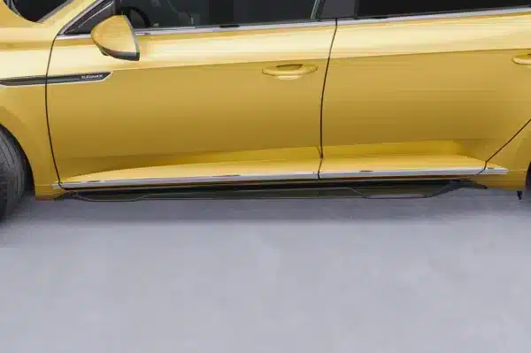 CSR Bočné prahy pre VW Arteon (Typ 3H) SS535-L, Čierny MATT – Obrázok 3